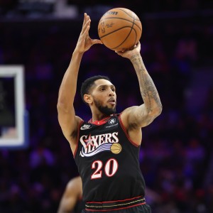 MK体育官方网站-我也生涯之夜！佩恩单场32分10助&amp;三分命中率100%进8球 历史首人